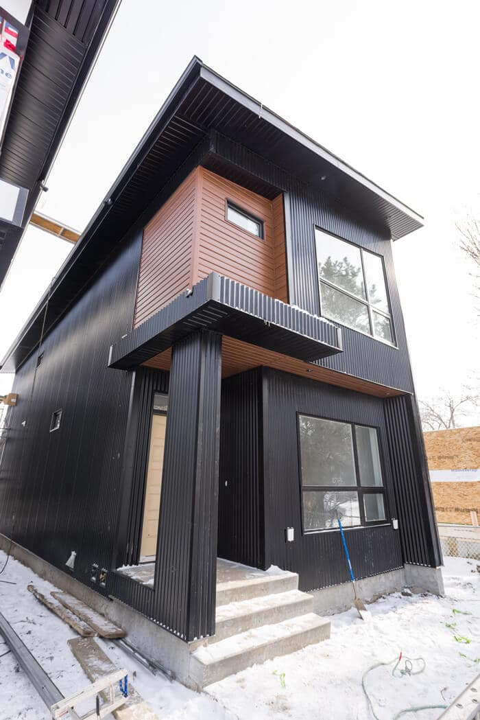 subdivided detached home exterior